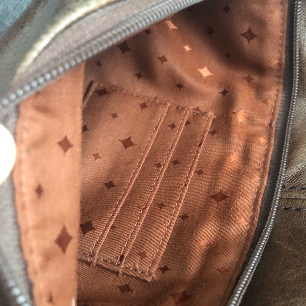 Fossil Leather Bag - Picture 8 of 8
